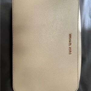 Michael Kors Crossbody Purse
